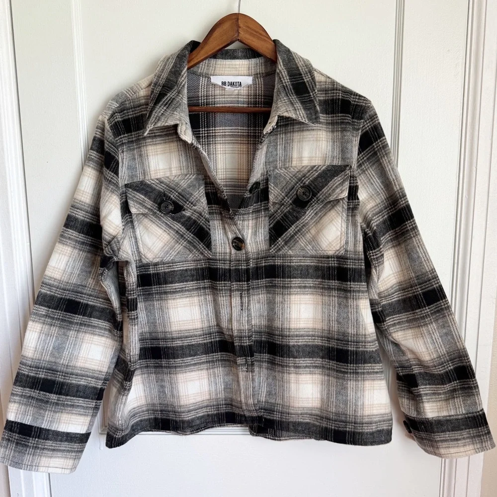 Steve Madden Plaid Button Down Shacket - Picture 1 of 8